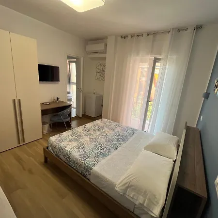 Oltremare 4*